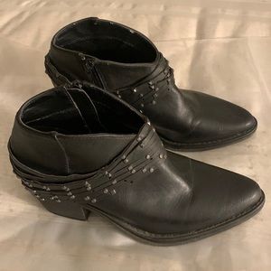 Forever 21 Western Style Bootie